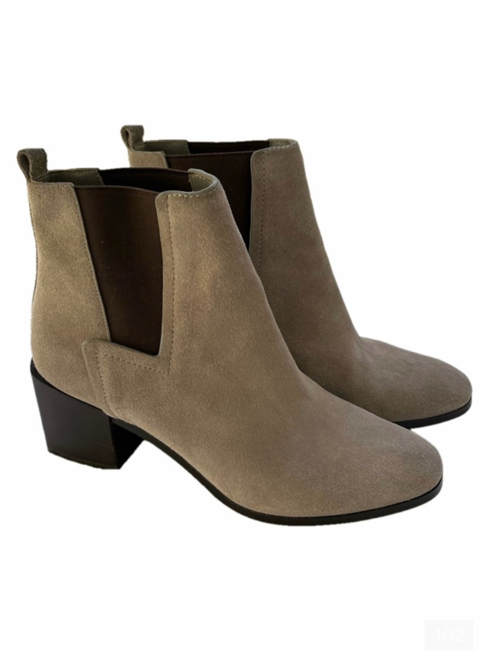 Pour La victoire Fara Gray Ash Size 9.5 Boots Chelsea Suede Ankle Booties Heels